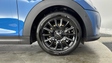 MINI Hatchback 1.5 Cooper Classic 3dr Auto Petrol Hatchback